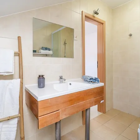 Apartment Luka's Sea View Terrace & Steps From The